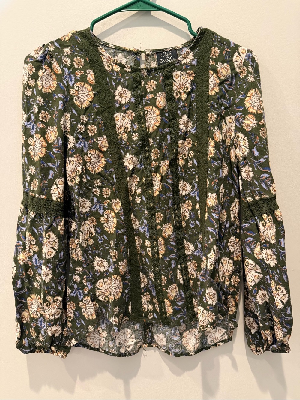 Oak & Trellis Olive Floral Lace-Trim Peasant Blouse medium boho faeriecore